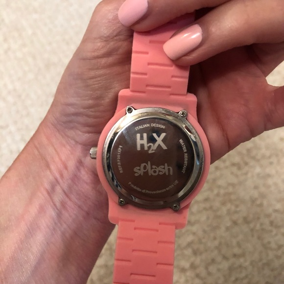 Pink Watch - Picture 5 of 5